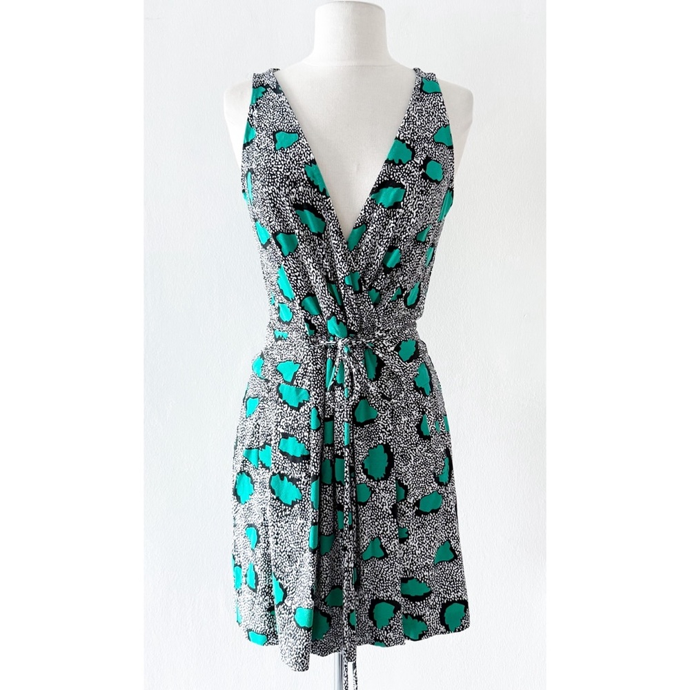 Diane Von Furstenberg Oblixe Cheetah Island Parakeet Faux Wrap Dress Size 2